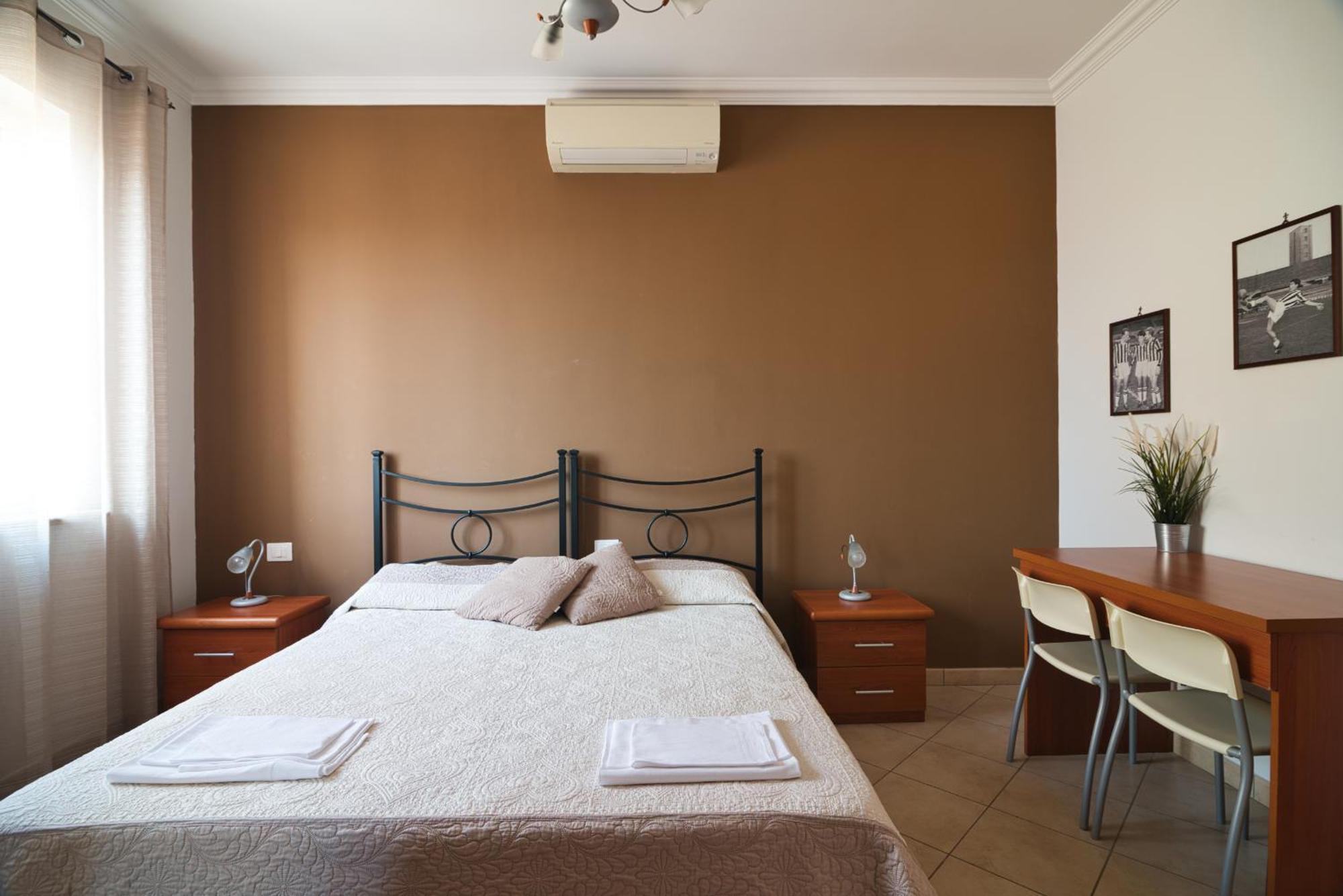 La Casa Degli Artisti 1 Hotel เน็ตตูโน ภายนอก รูปภาพ